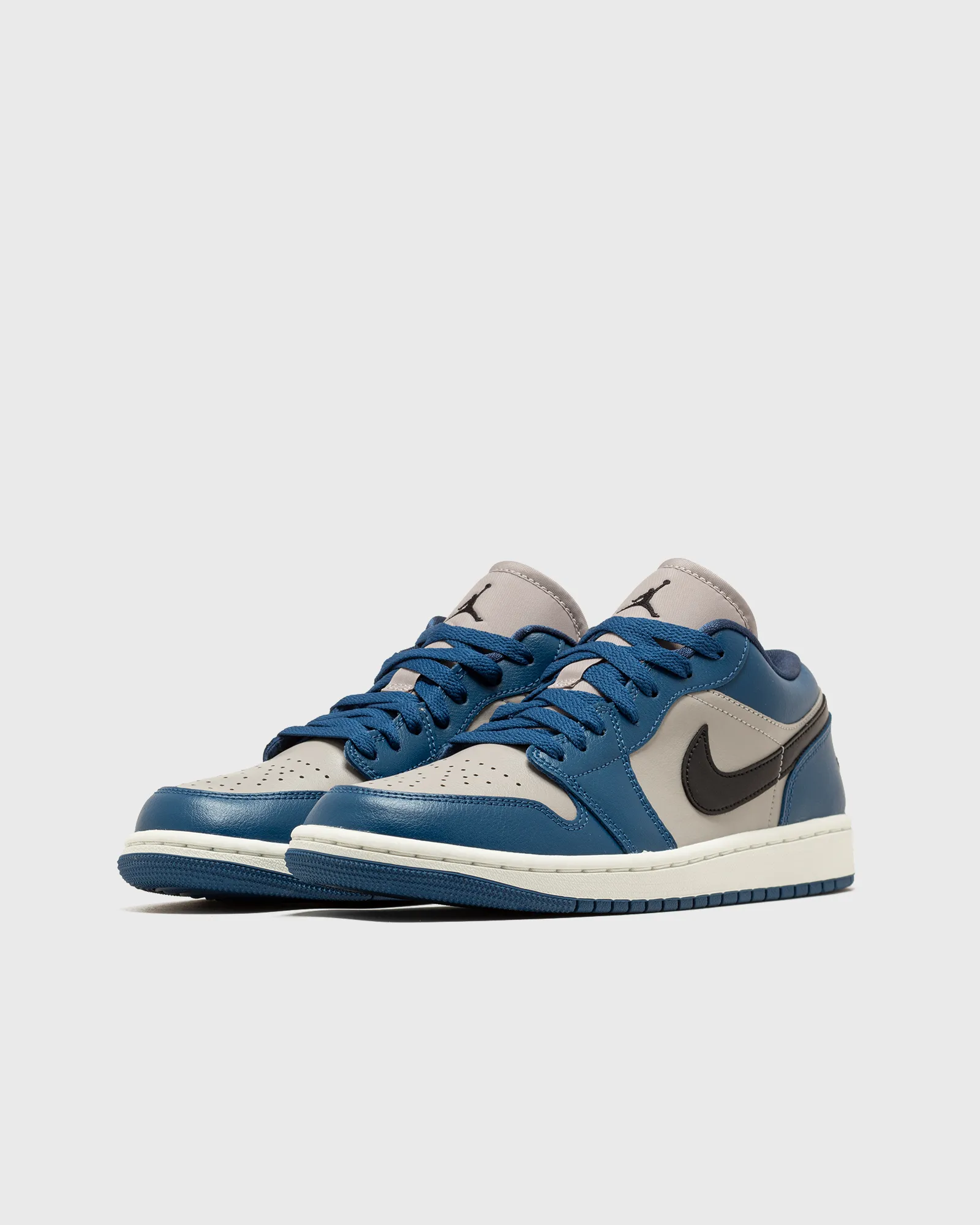 Jordan WMNS AIR JORDAN 1 LOW