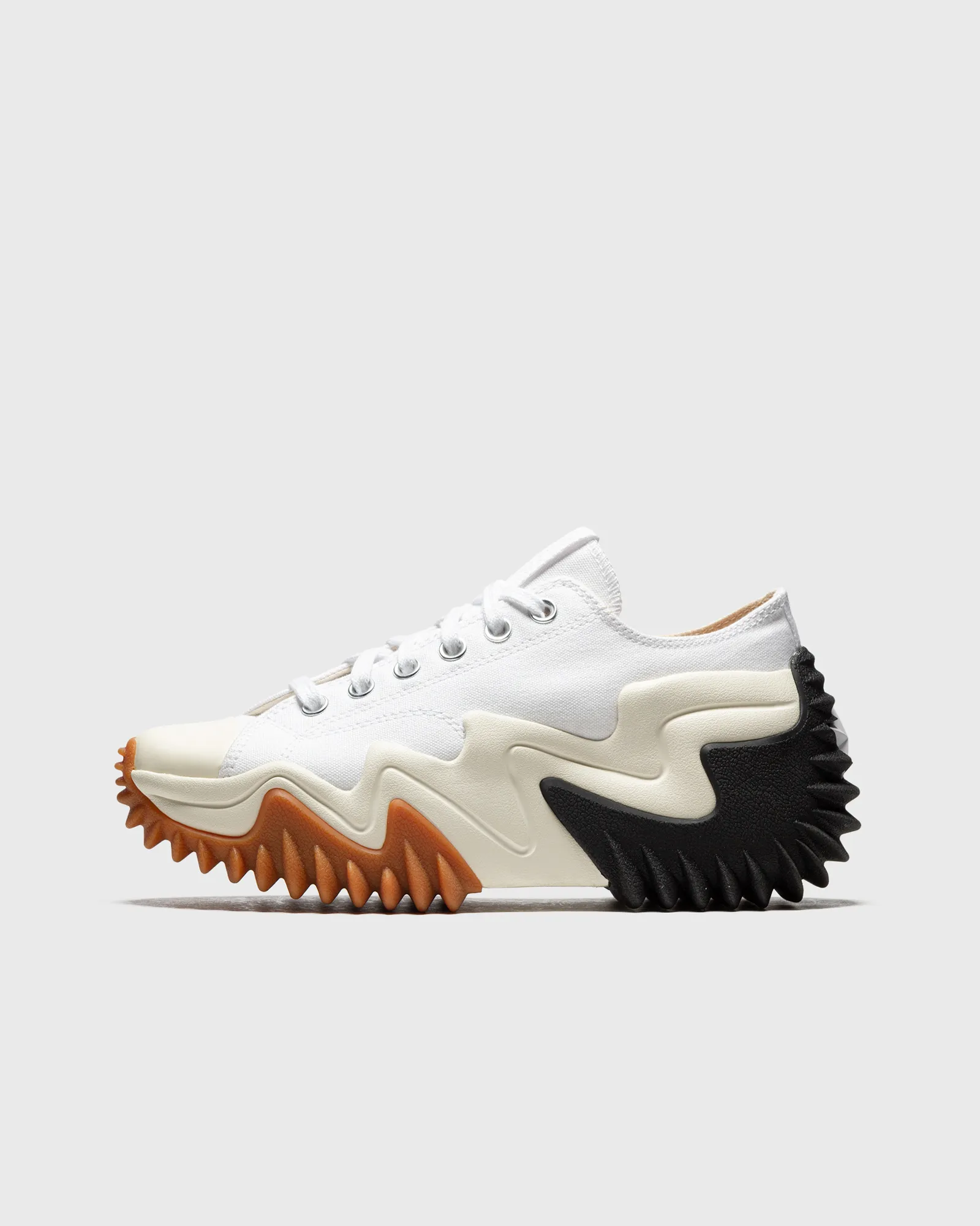 Converse WMNS Run Star Motion