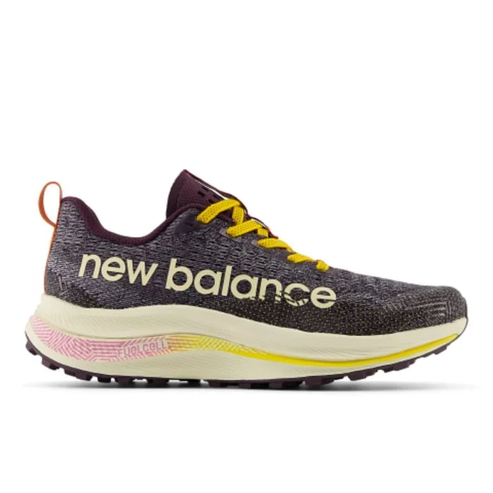 New Balance Dame Trailsko FuelCell SuperComp Trail Sort