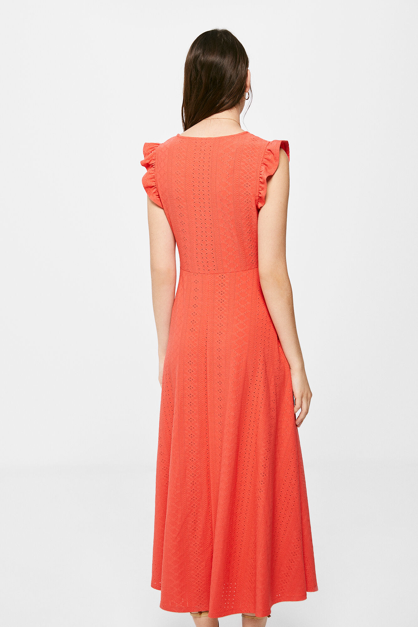Vestido midi com bordado suíço