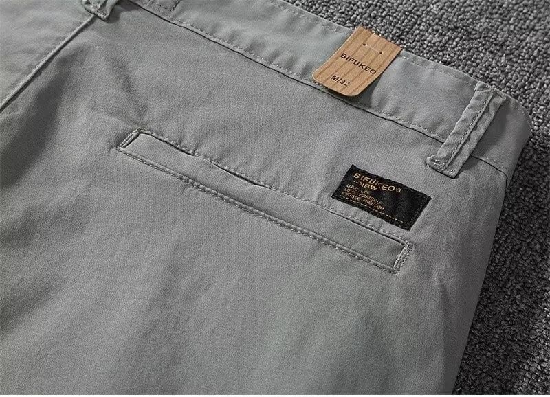 Craltuxe - Mid Rise Plain Shorts