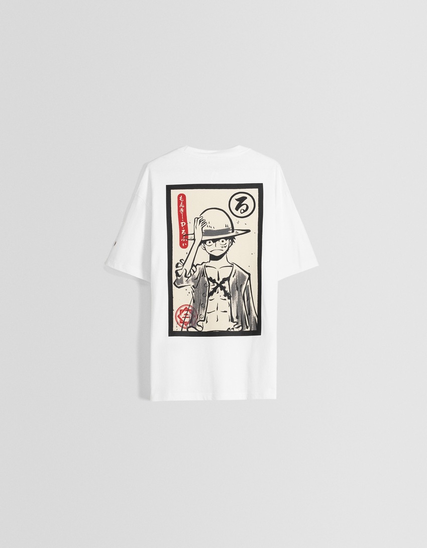 Camiseta de manga curta com estampa de One Piece e modelagem quadrada.