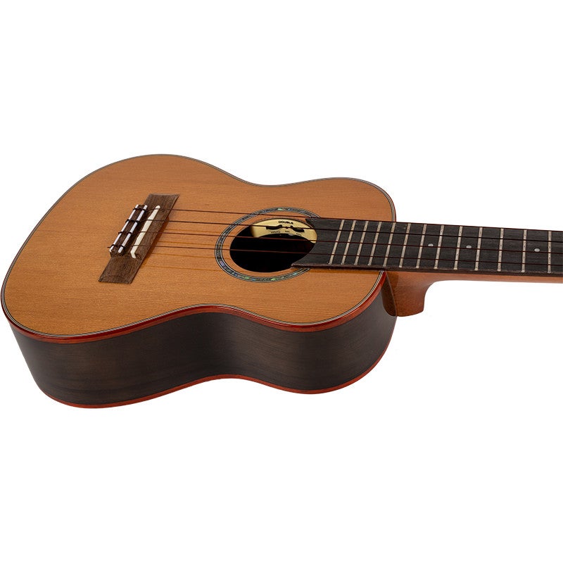 Flight Princess Series Diana Concert elektrisch-akoestische concert ukelele met gigbag