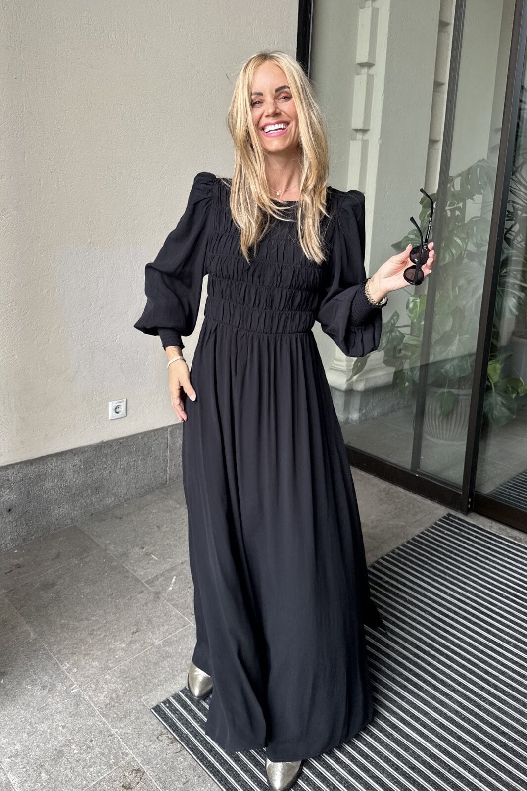 Valentin Studio Dear LS dress black