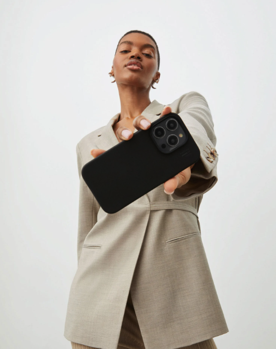 iPhone 11 / iPhone Xr Silikon Hülle Case Recycled (IDSICSI23-I1961-01) - Schwarz