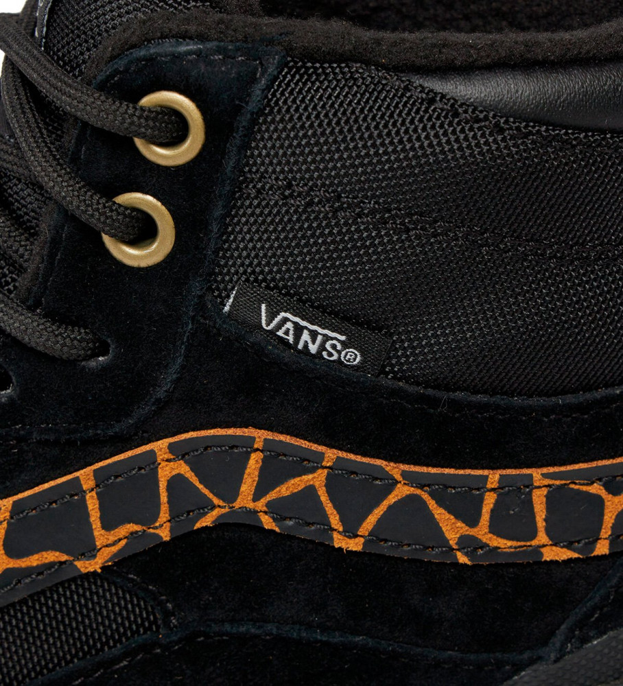 Tênis Vans UA Ultrarange Exo Hi MTE-1 Giraffe em couro preto