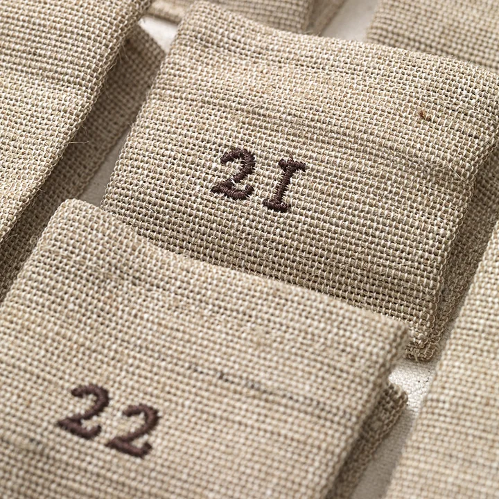 Ferm Living - Pine Adventskalender, 90 x 125 cm, natur