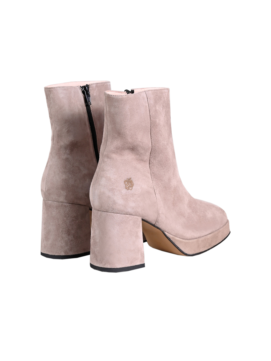 Stiefelette IVA