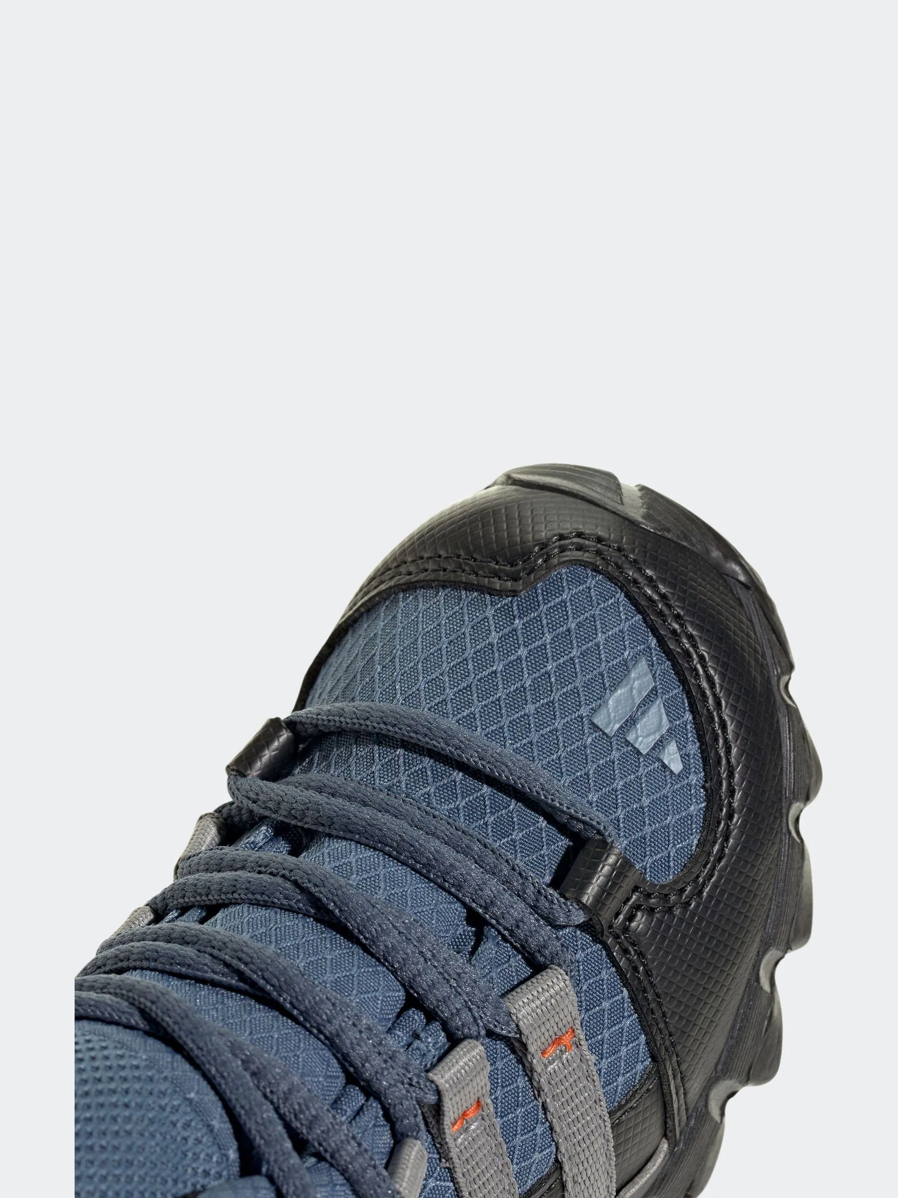 adidas Mid Goretex wandellaarzen