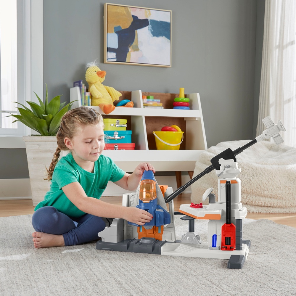 Pixar Lightyear Imaginext Lift and Launch Star Command Spielset