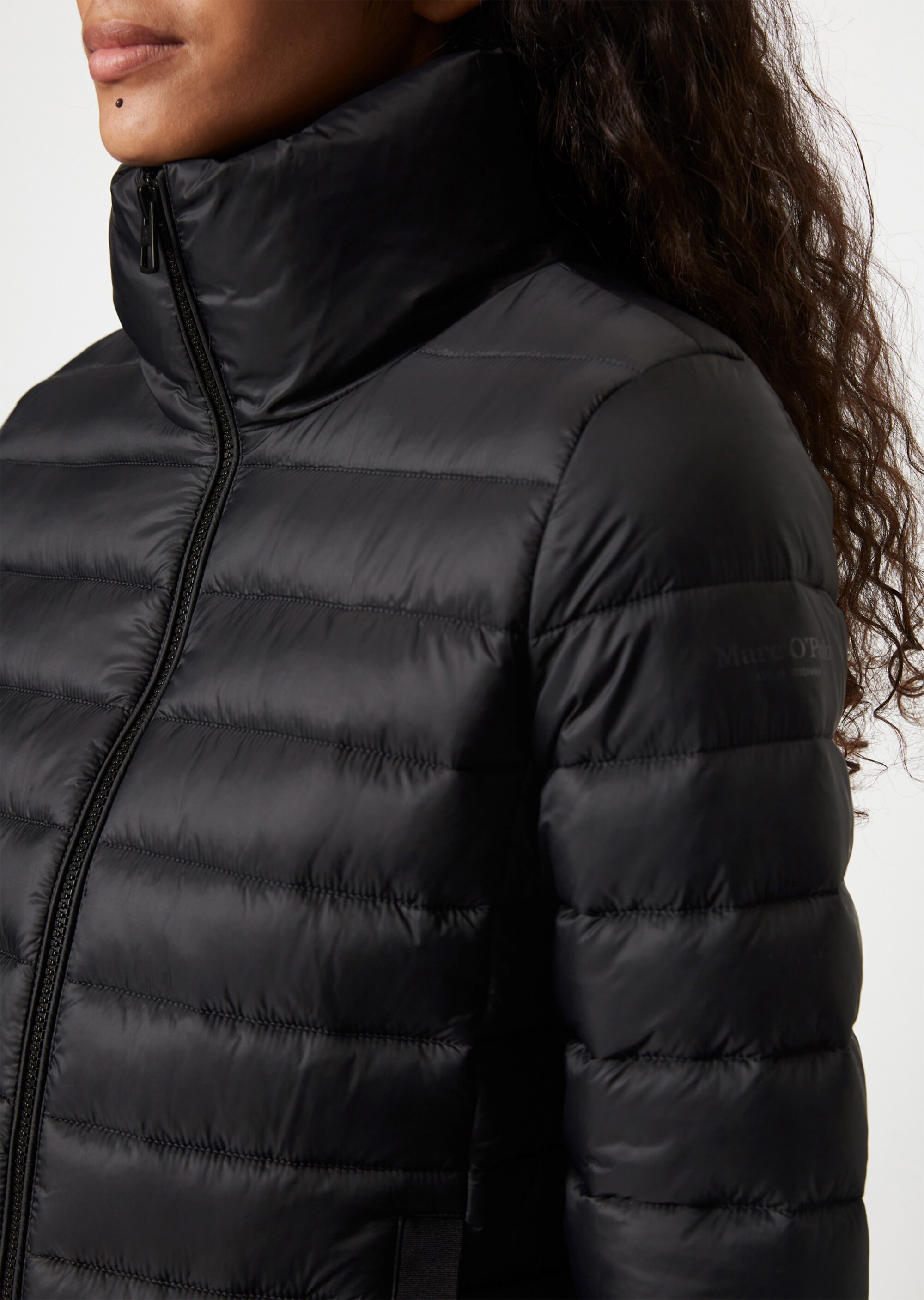 Steppjacke fittedmit wasserabweisender Oberfläche