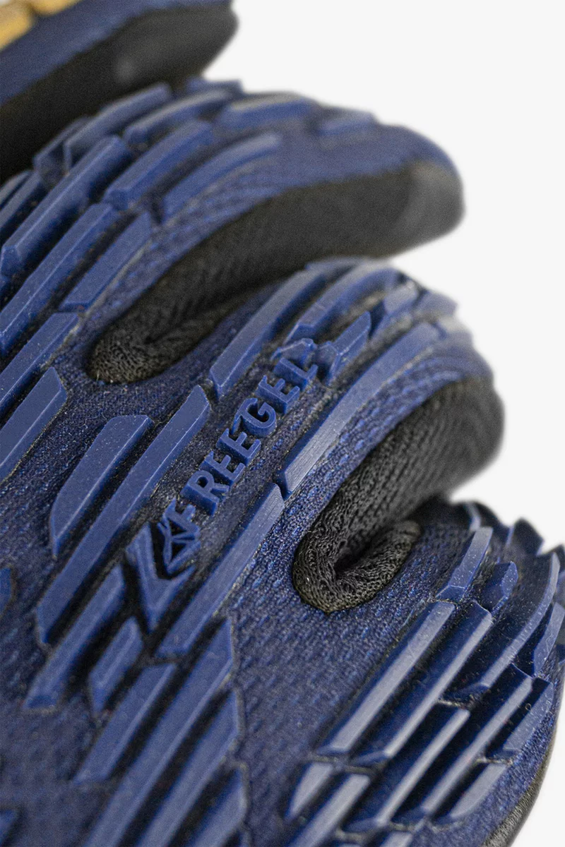 Reusch Attrakt Freegel Silver Torwarthandschuh