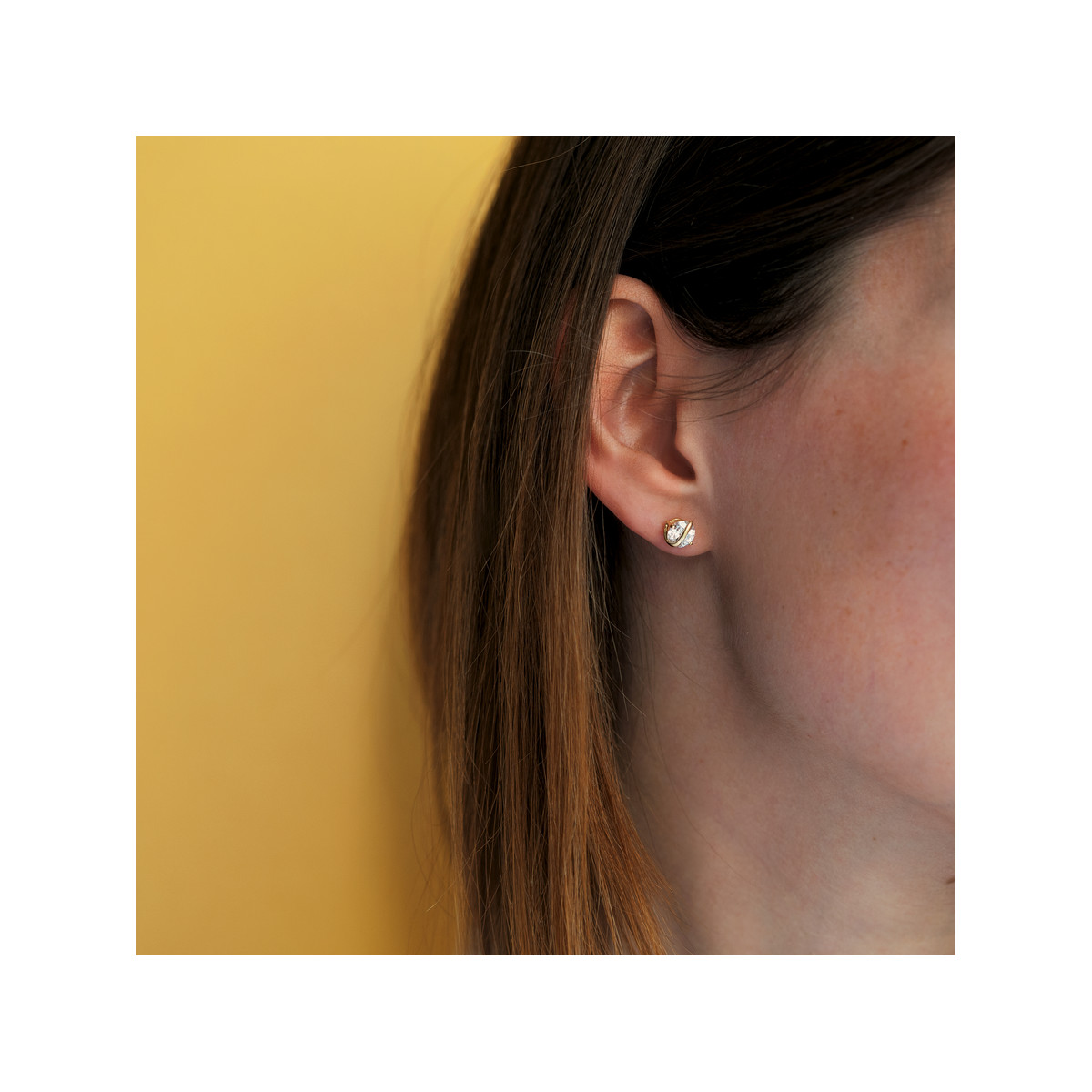 Boucles d'oreilles or 375 jaune zirconias