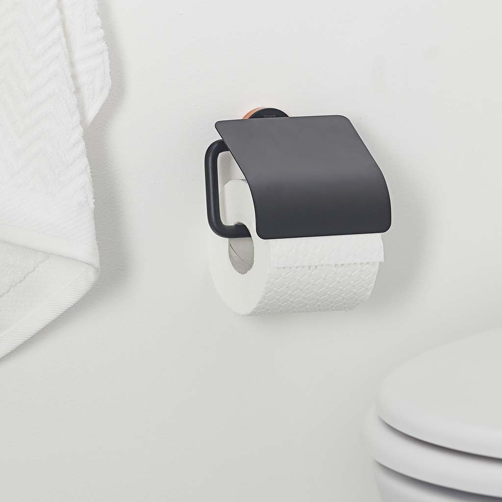 Tiger Urban Toiletrolhouder met klep Zwart