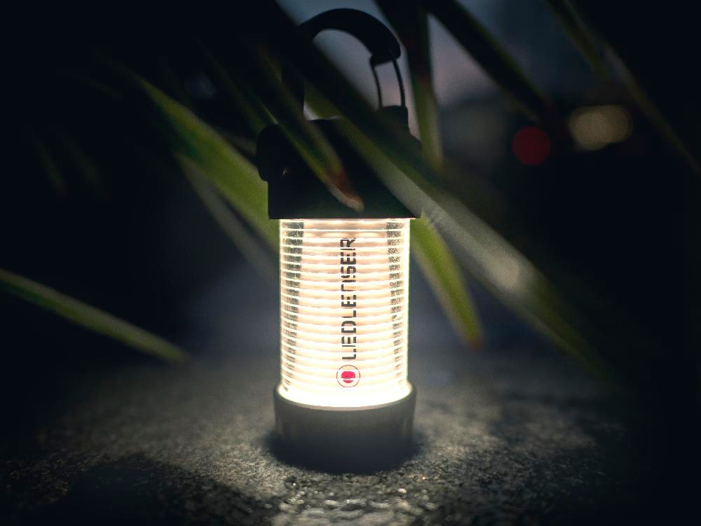 Ledlenser ML4 Laterne warm light schwarz