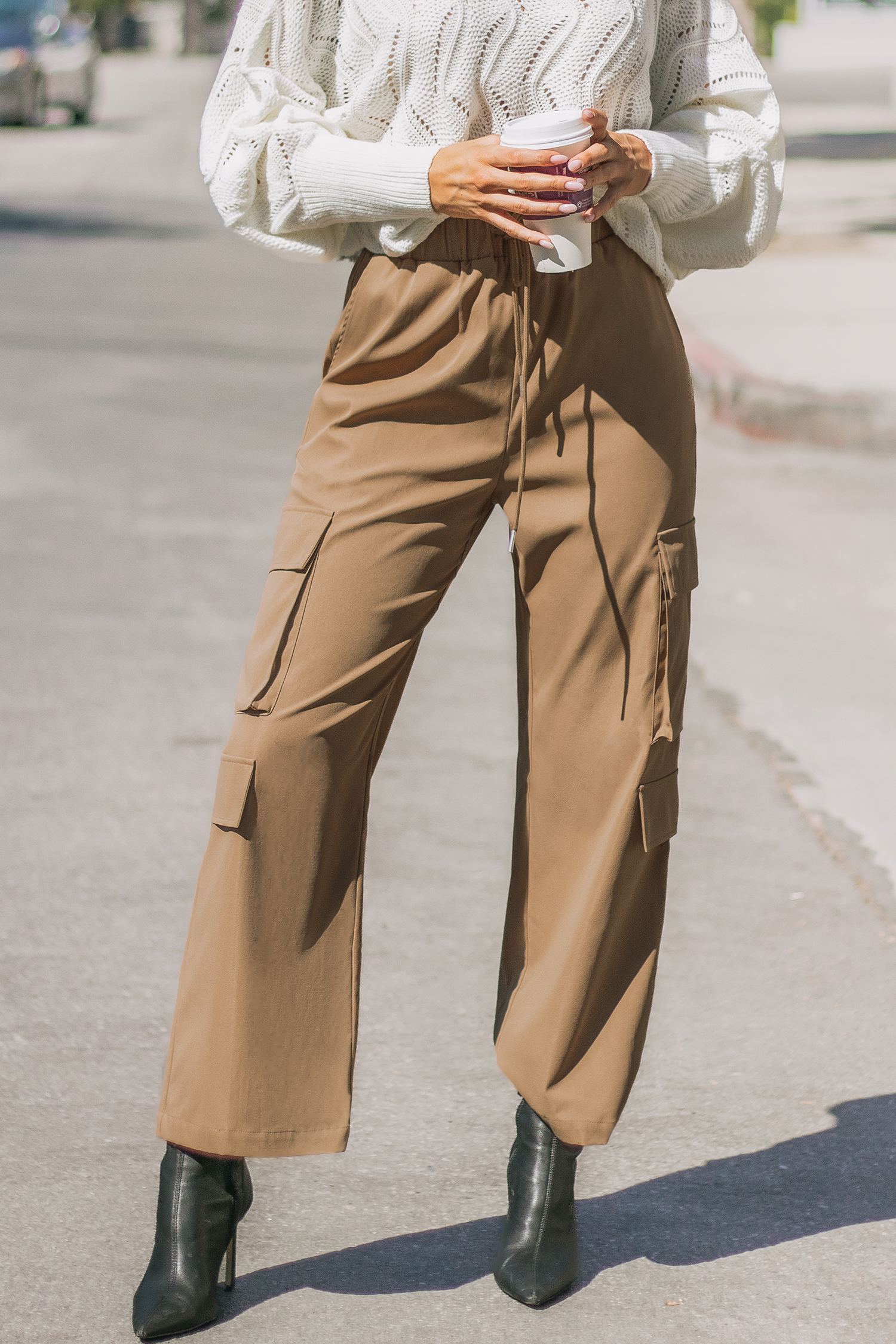 Pantalon cargo avec cordon de serrage à la taille