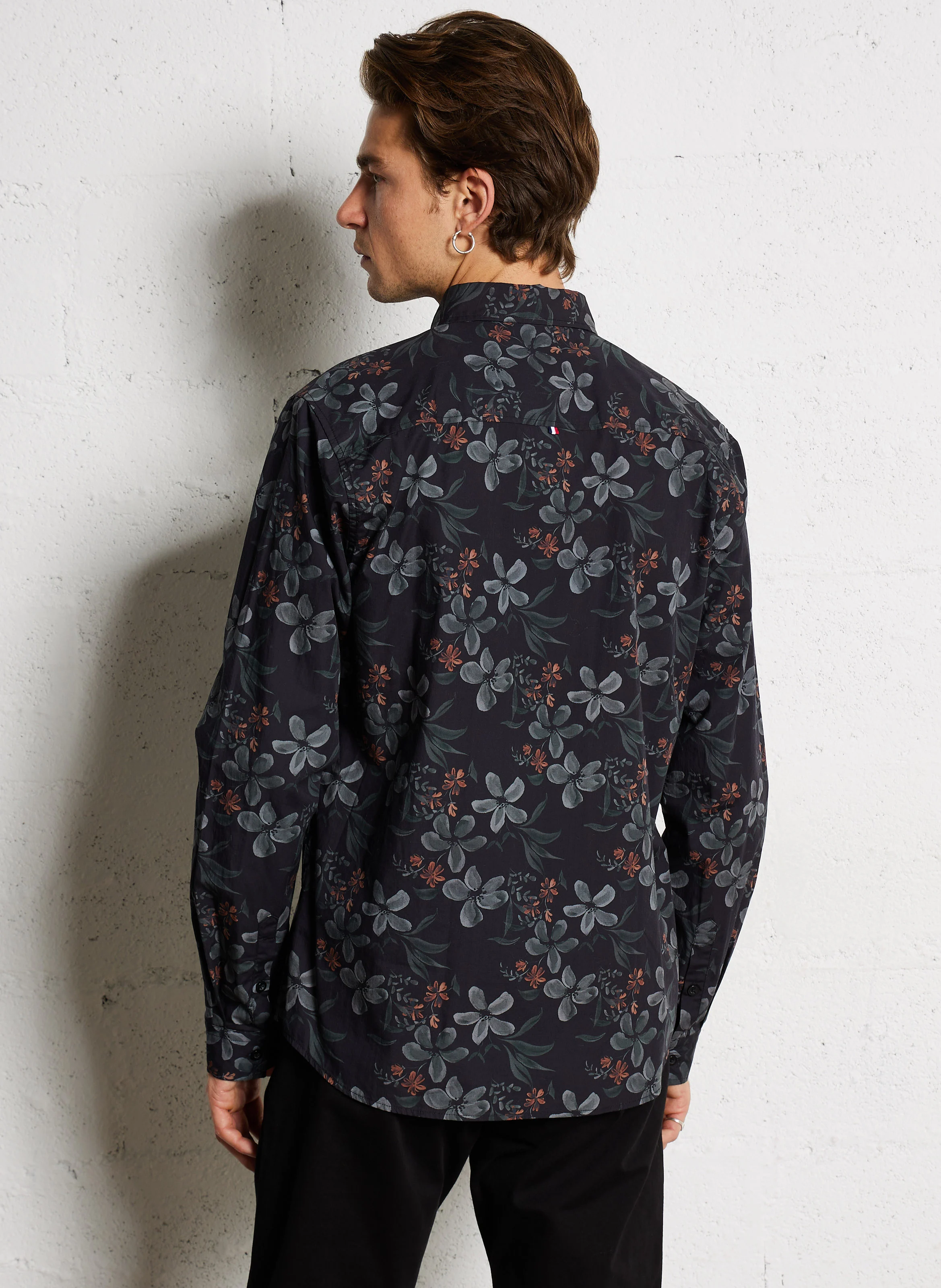 RIKEL - Chemise col classique droite à motif fleuri en coton | Noir