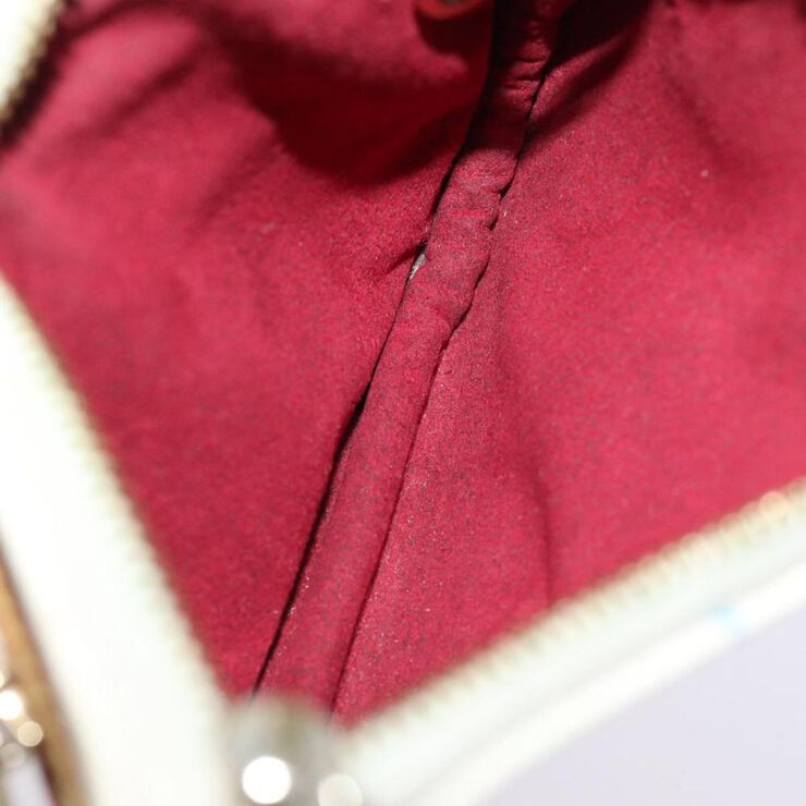 Louis Vuitton Vintage Louis Vuitton Clutch White