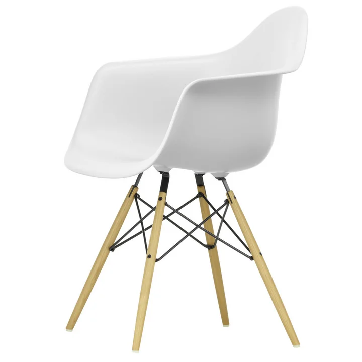 Vitra - Eames Plastic Armchair DAW RE, Esche honigfarben / baumwollweiss (Filzgleiter basic dark)