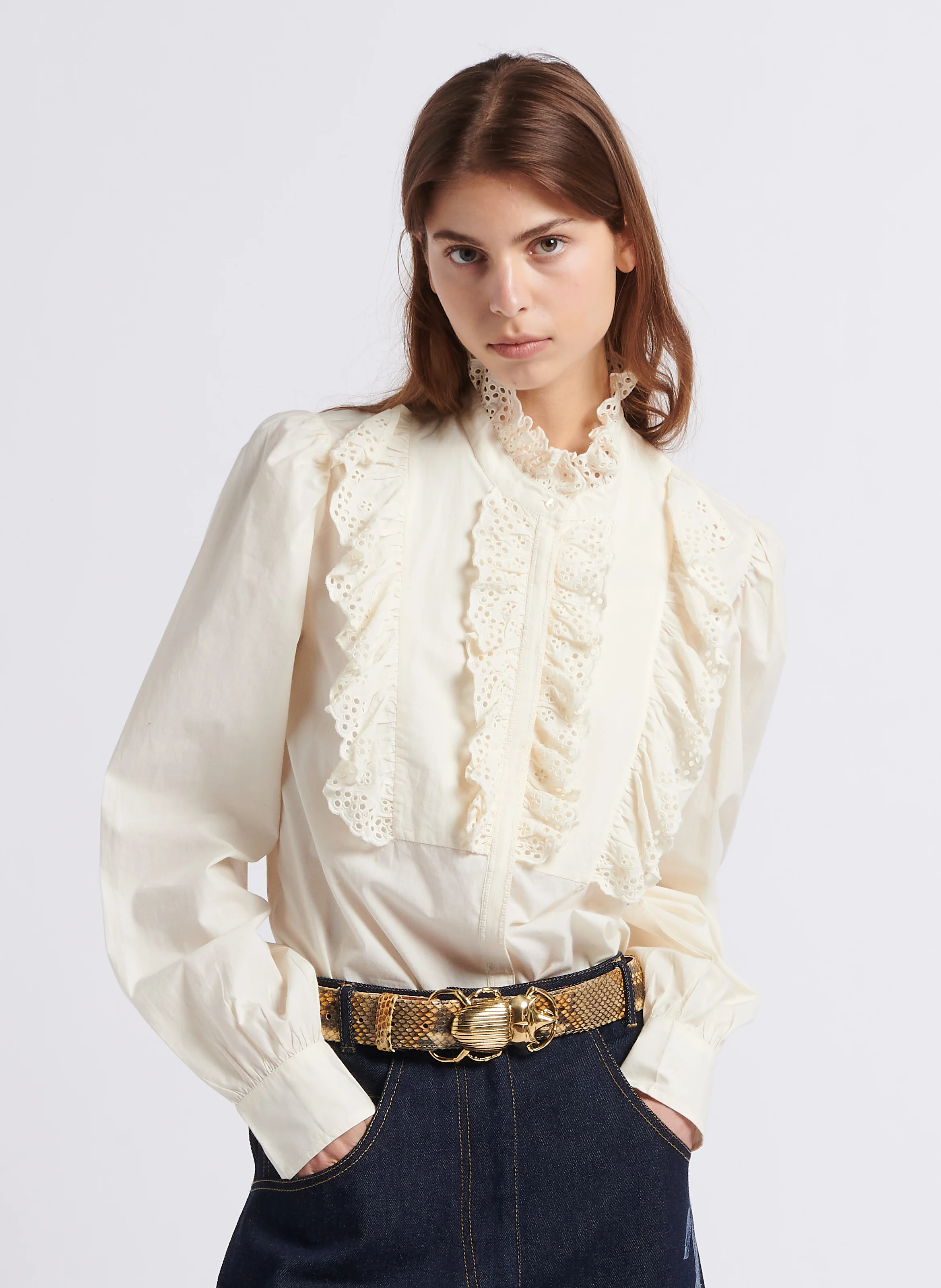 CHARLOTTE - Chemise à plastron volanté en coton | Beige