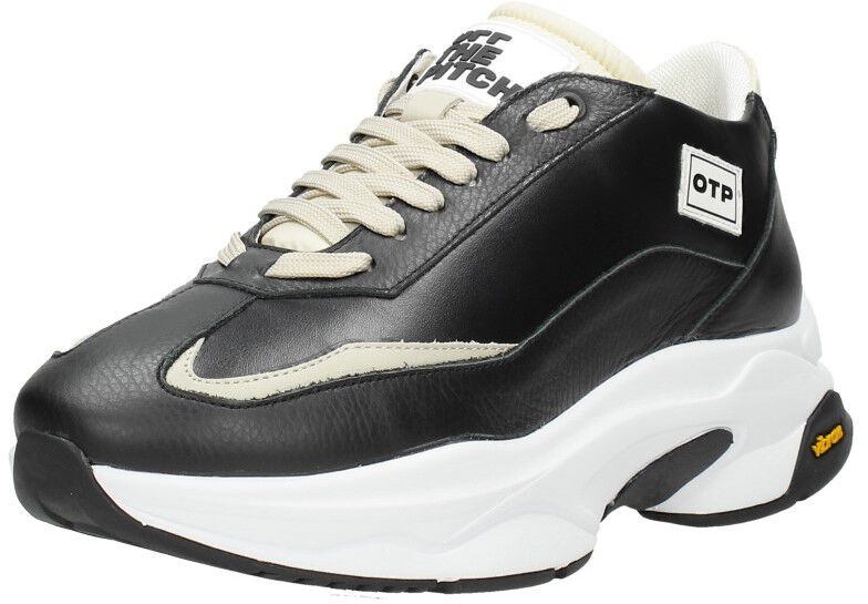 Off The Pitch Runner CR-3.0 zwart
