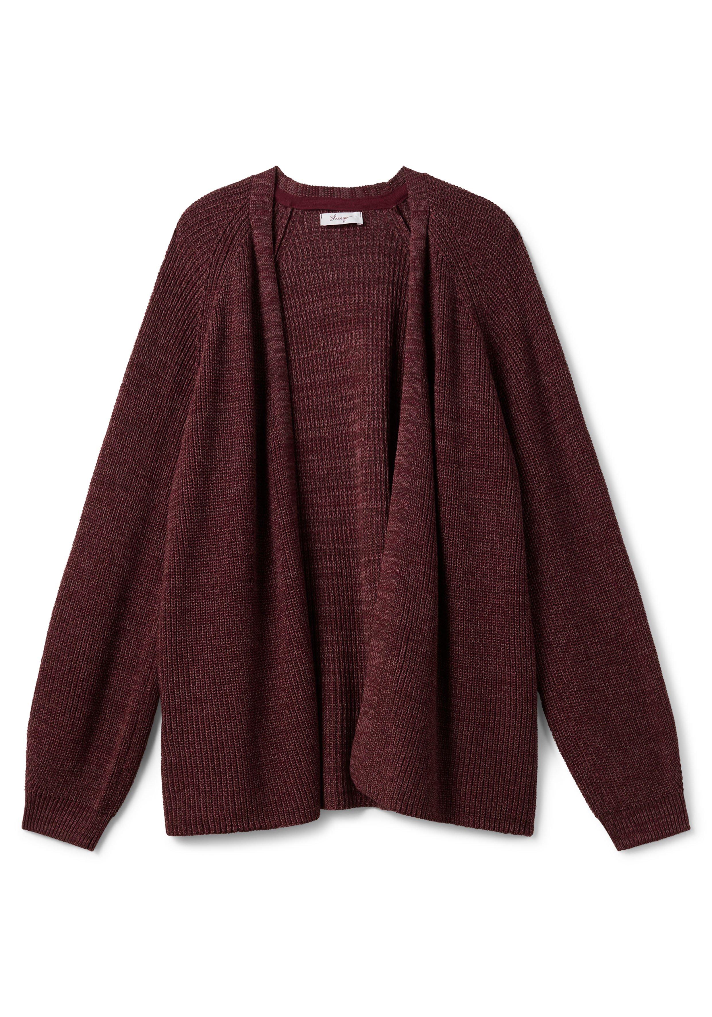 Strickjacke in leichter A-Linie und offener Form