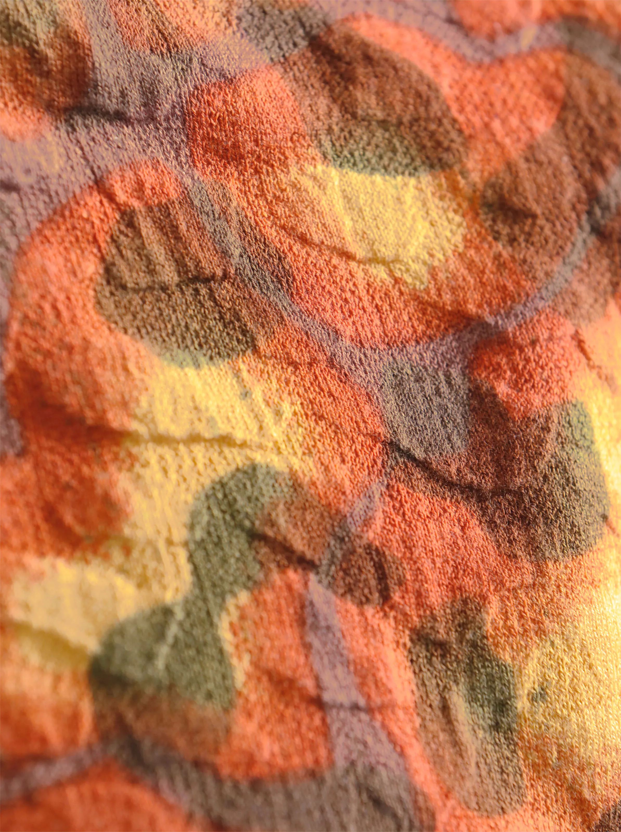 Pullover in khaki-gemustert