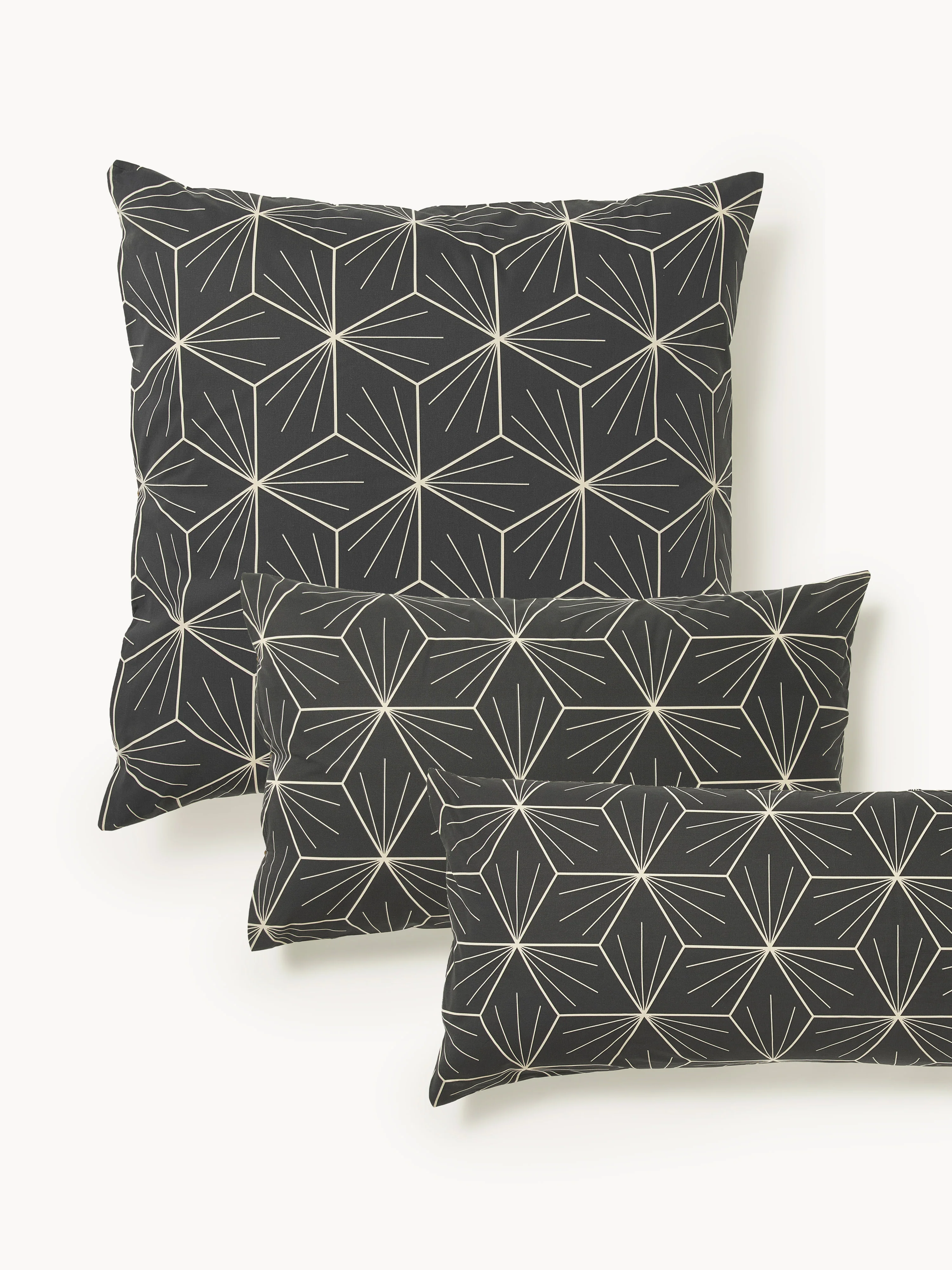 Omkeerbare kussenhoes Ilda met geometrische print