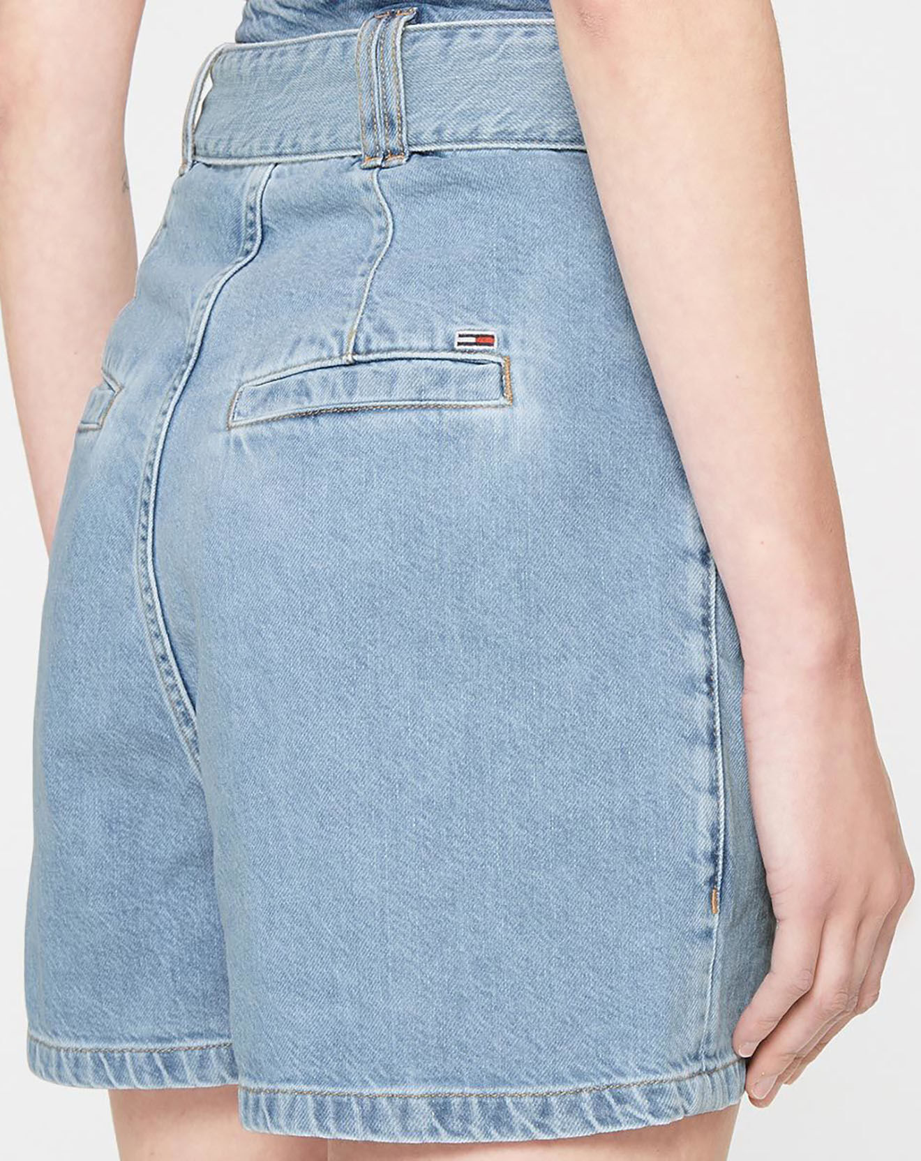 Tommy Jeans Short denim mom fit new paperbag bleu clair