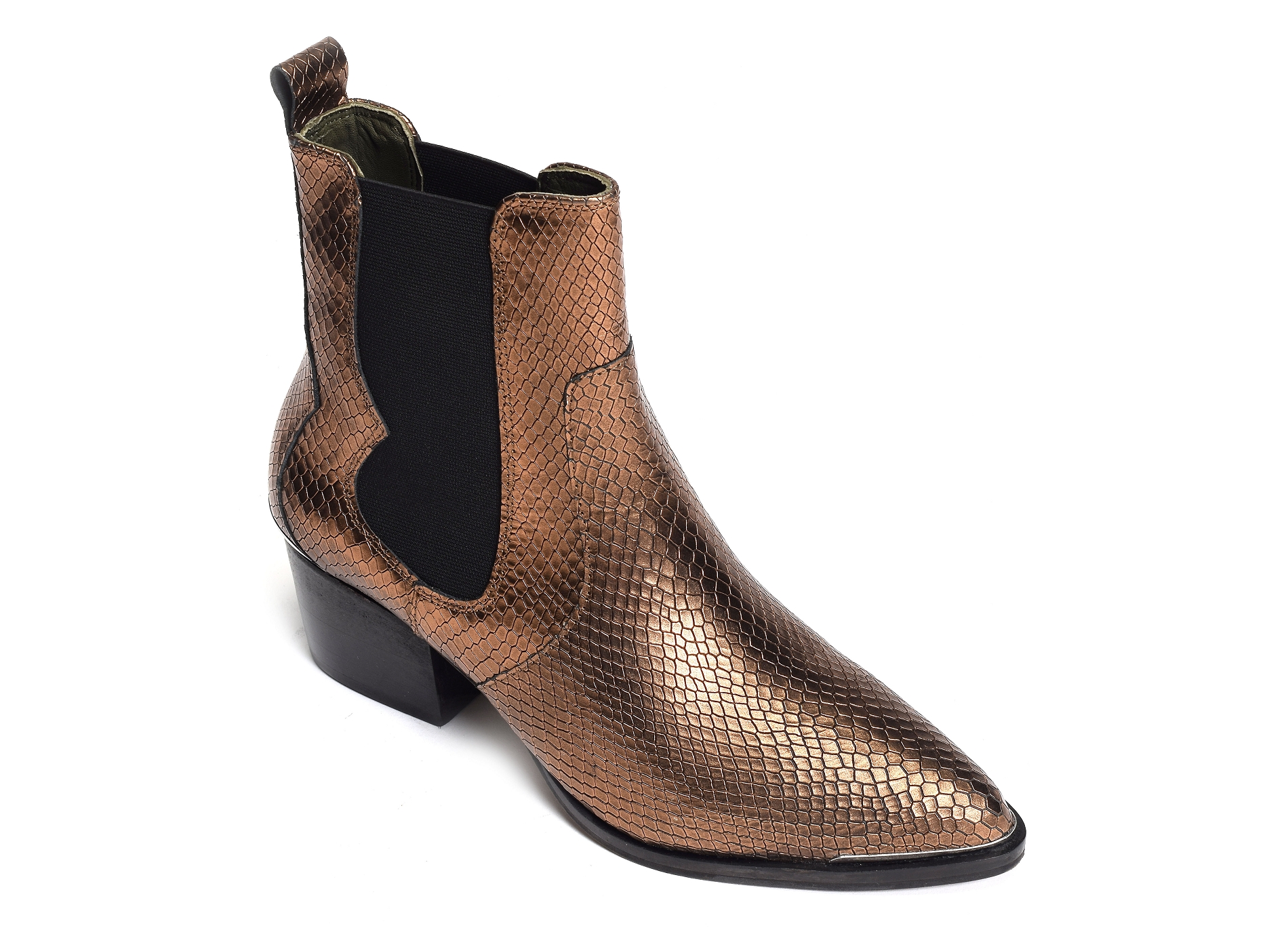 Marta 3 bronze