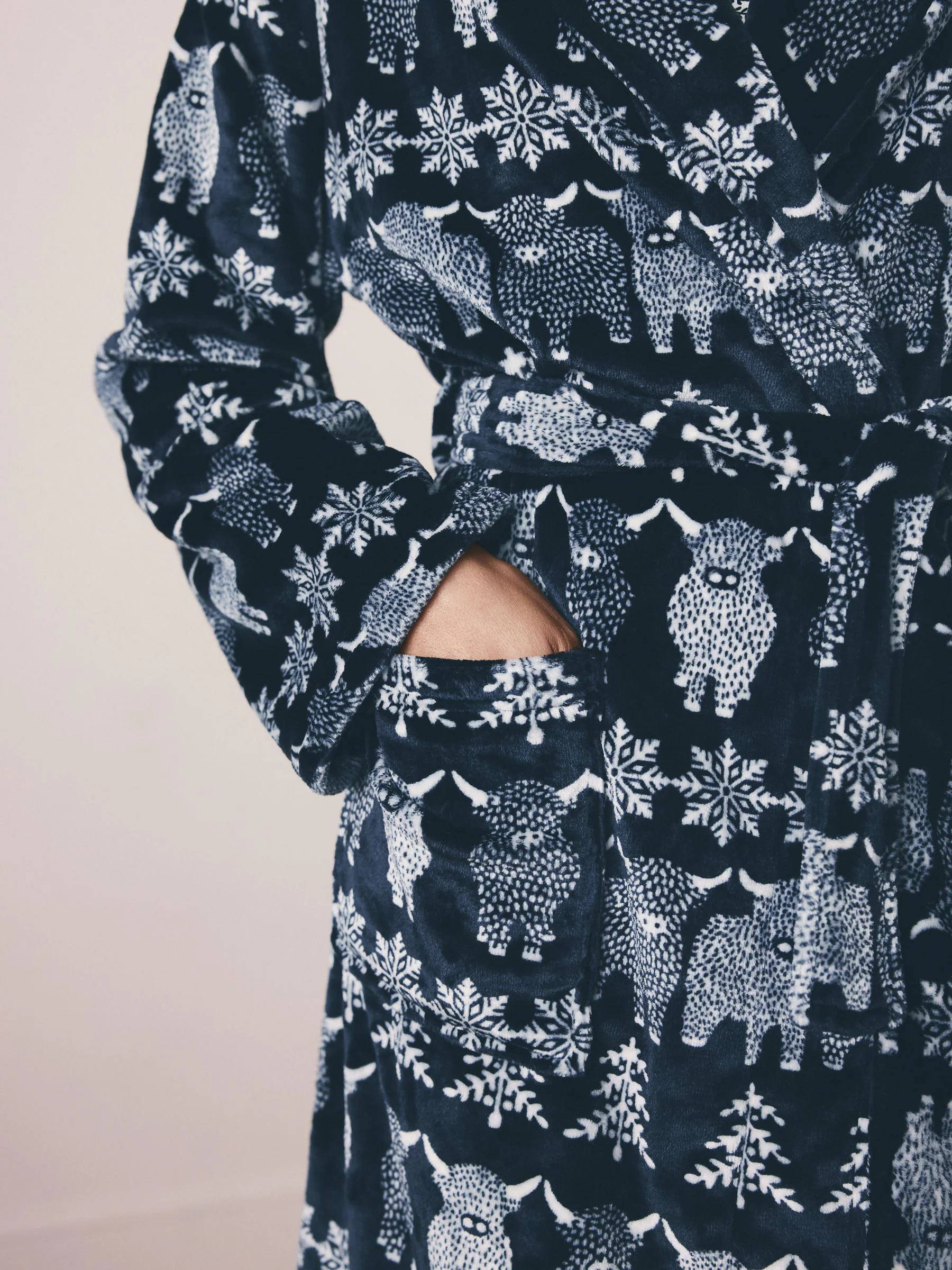 Donkerblauw - Matching Family Christmas Fairisle pattern Hamish The Highland Cow Dressing Gown