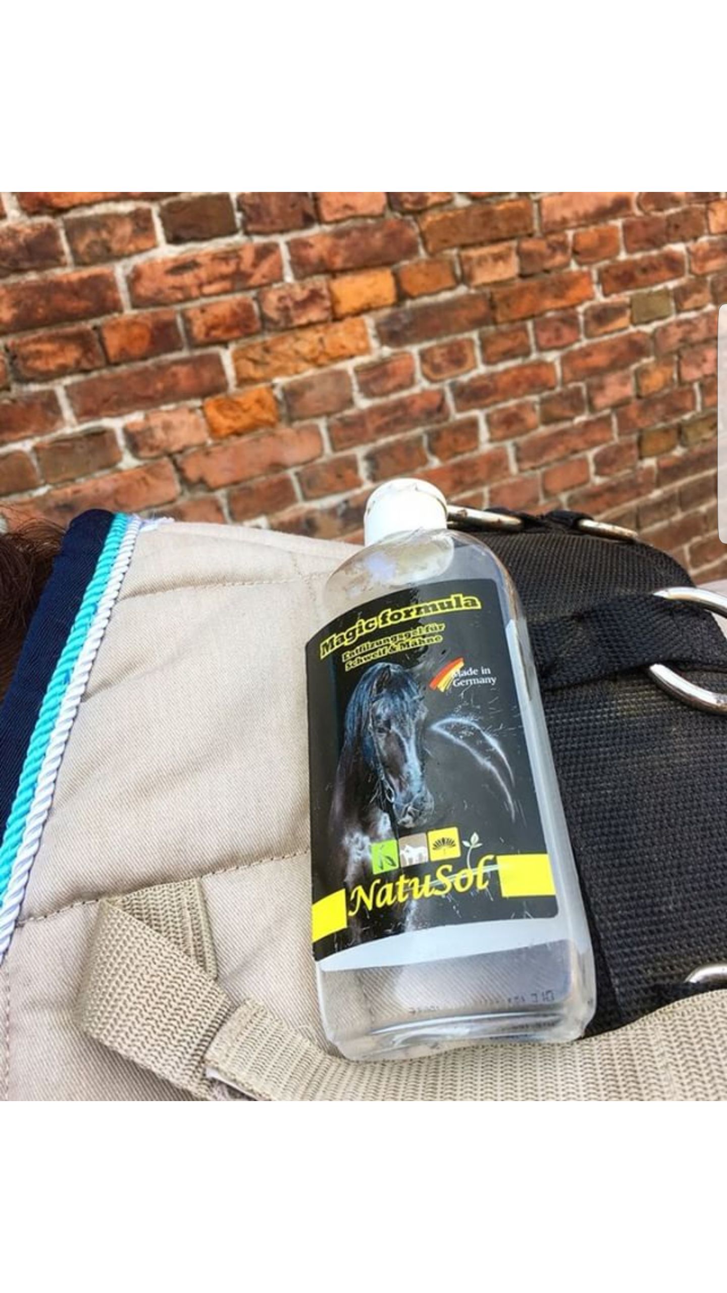 NatuSol Magic formula - effektives Entfilzungsgel für Schweif & Mähne