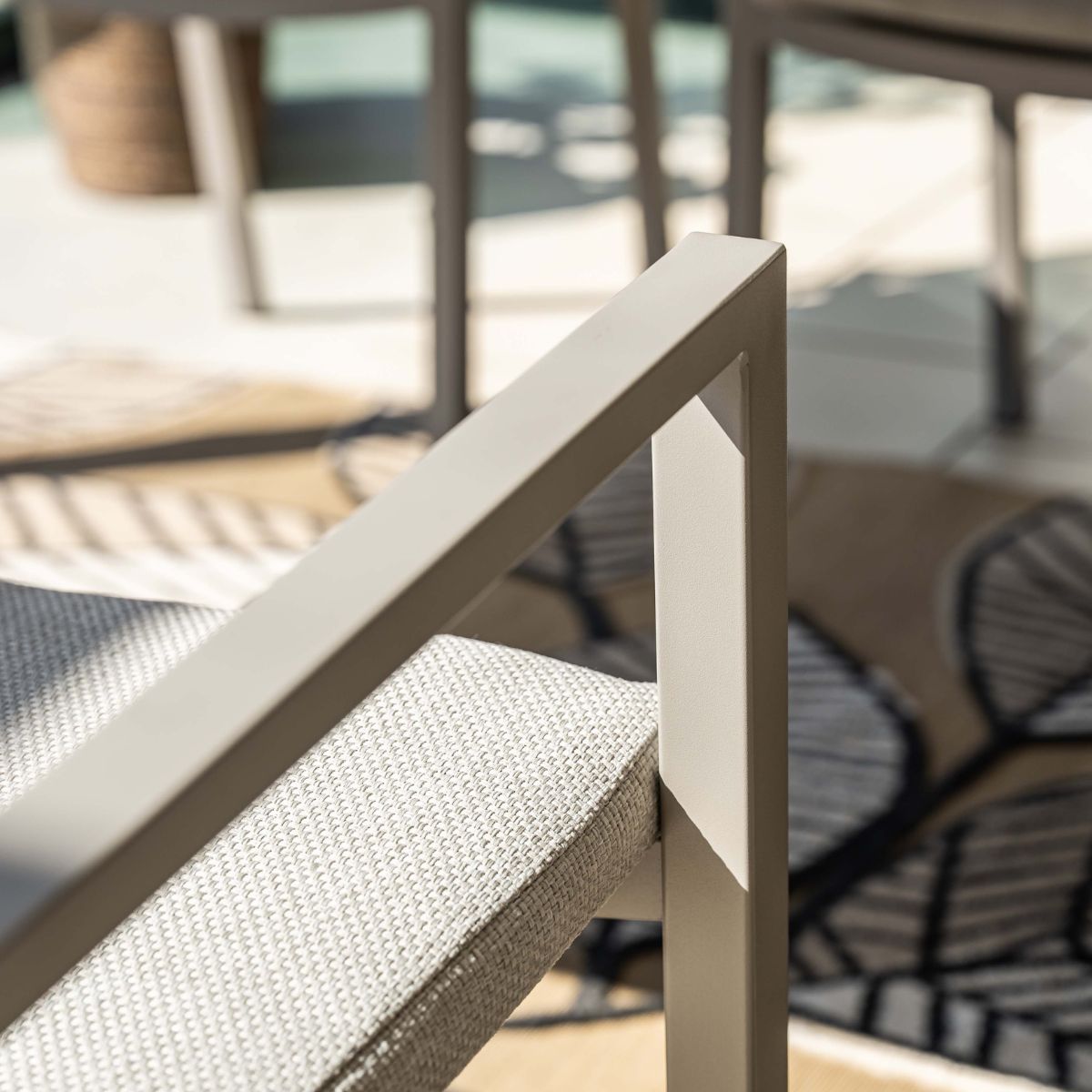 Oklahoma aluminium dining tuinstoel - taupe - valley sand