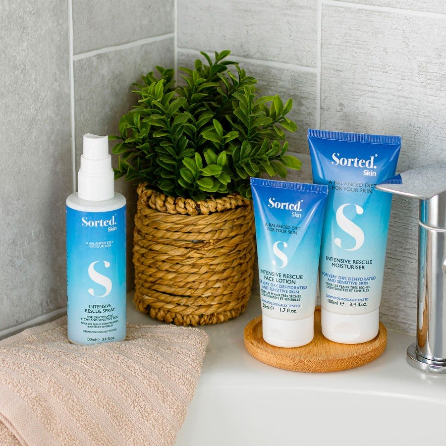 Sorted Skin - Intensive Rescue Trio Gaveæske