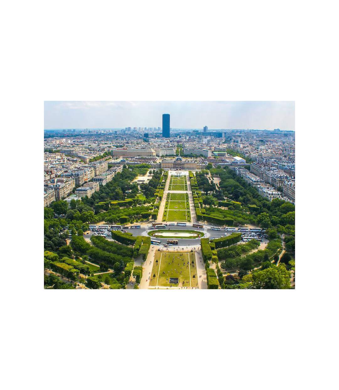 Accès au sommet de la tour Eiffel avec billet coupe-file et audio-guide pour 2 adultes et 2 enfants - SMARTBOX - Coffret Cadeau Sport & Aventure