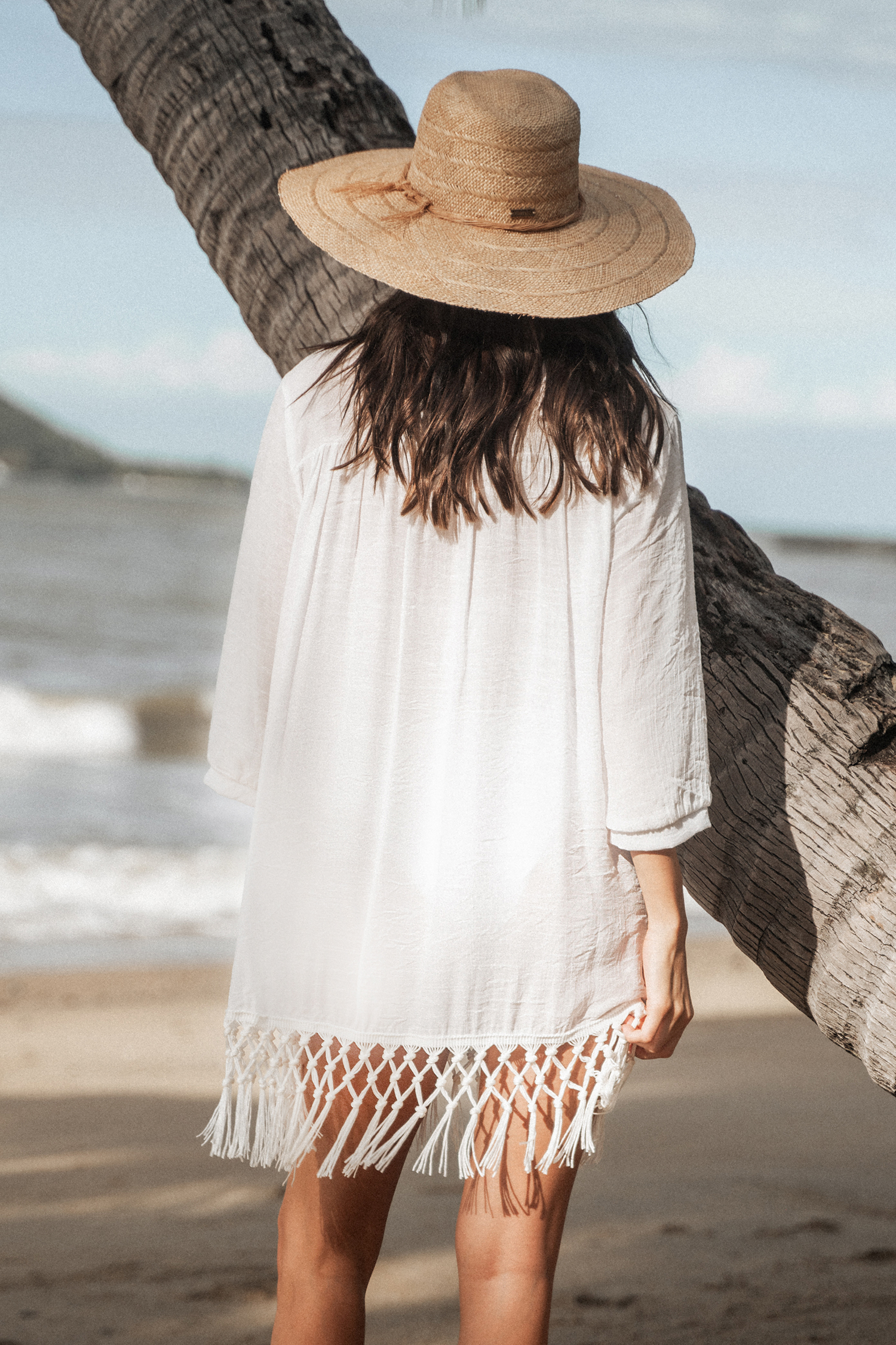 Robe cover up à franges et à nouer sur le devant