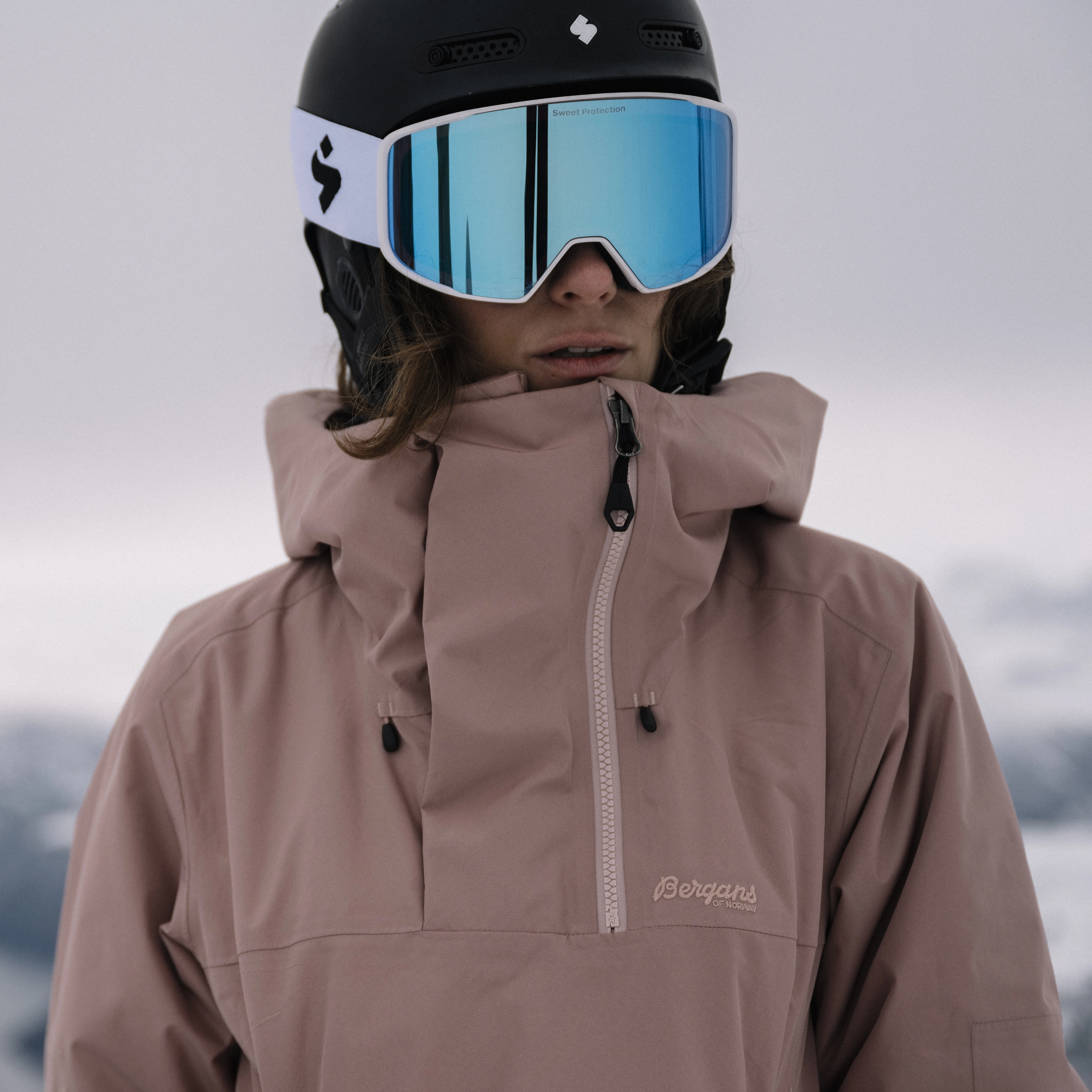 Stranda V2 Insulated Anorak Powder Pink