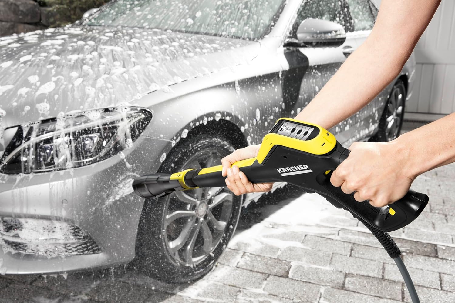 Kärcher Hochdruckreiniger K 5 Premium Smart Control Flex, Druck: max. 145 bar, Fördermenge: 500 l/h, Flächenleistung: 40 m²/h, Schlauchtrommel, Hochdruckschlauch und -Pistole