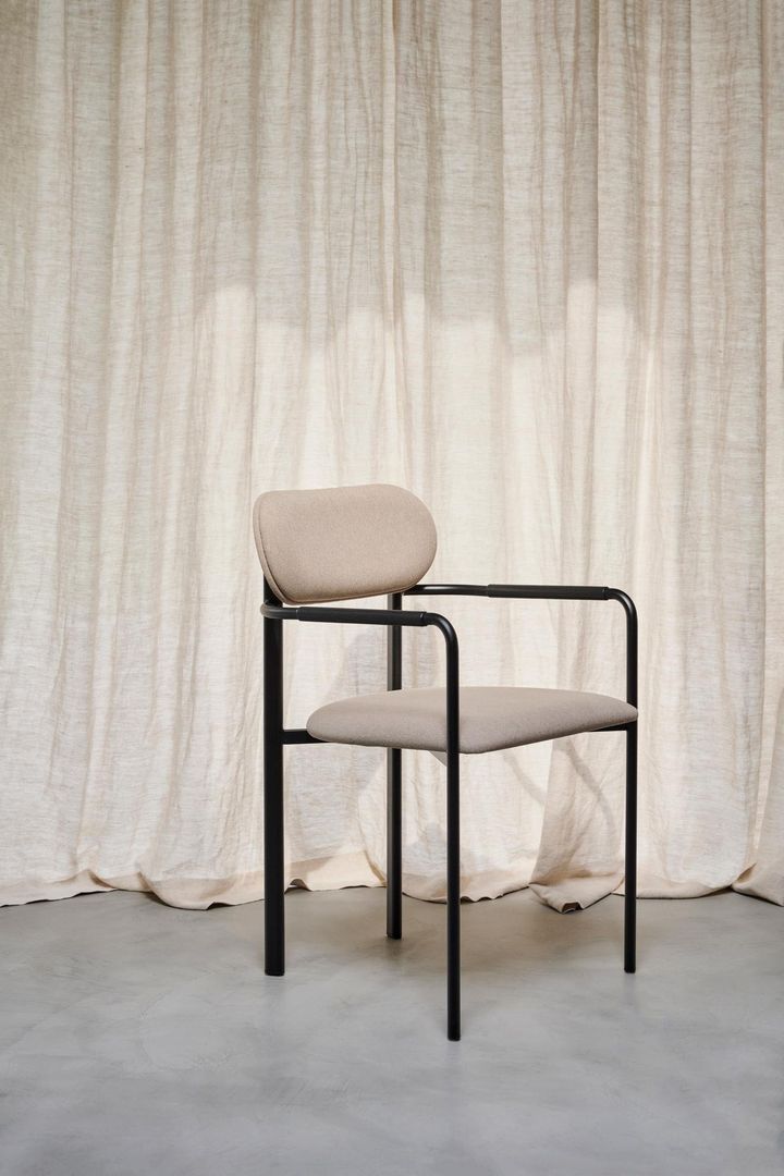Studio HENK   Oblique Armstoel