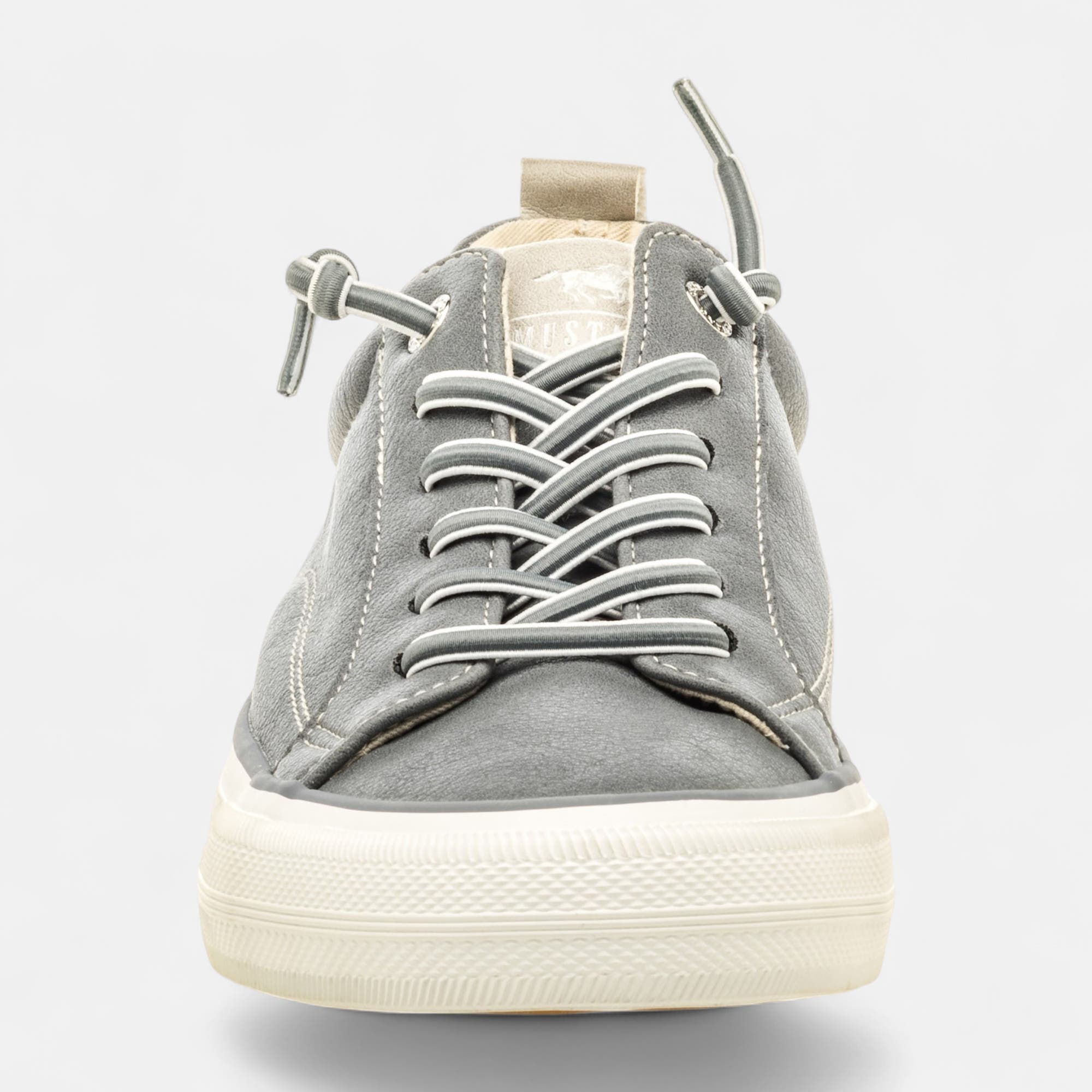 Baskets basses Femme jeans