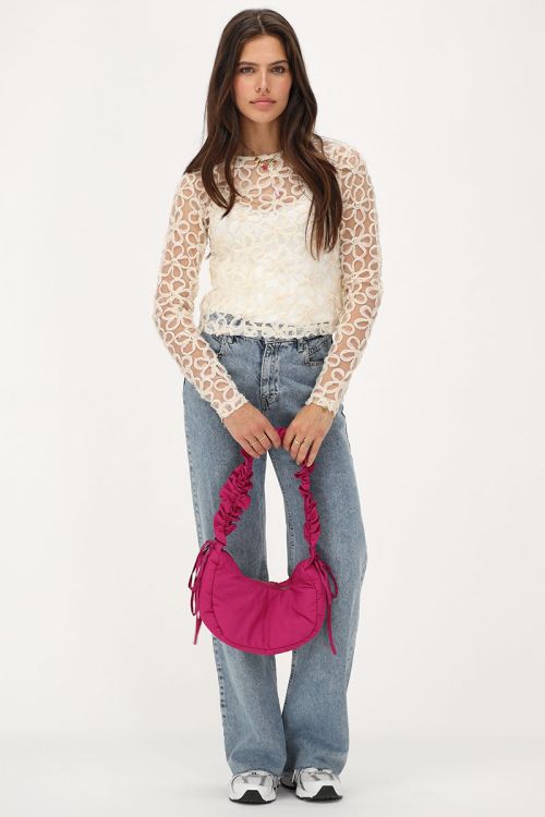 Witte mesh top met all-over bloemen