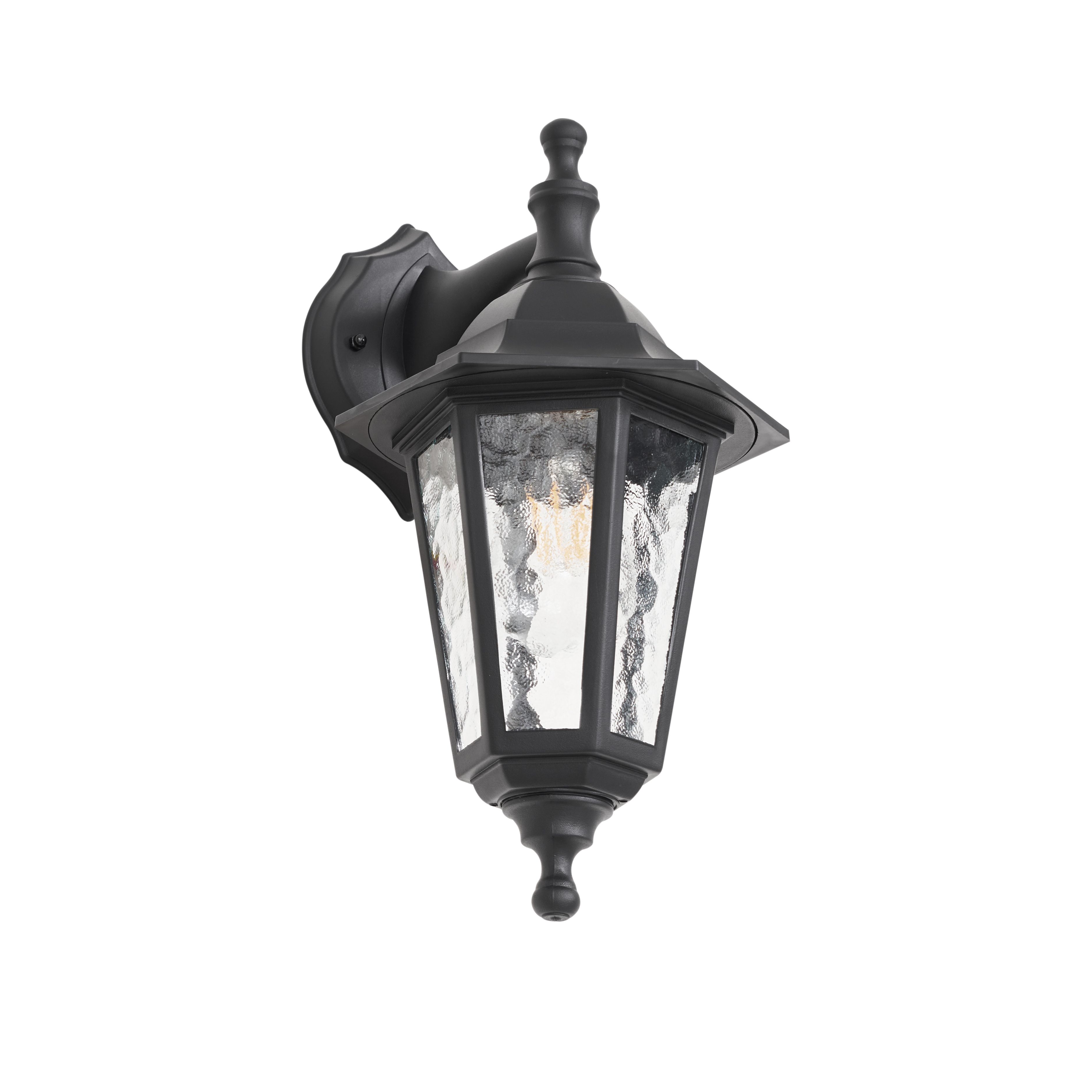 Klassieke buiten wandlamp zwart IP44 - New Haven Hammered