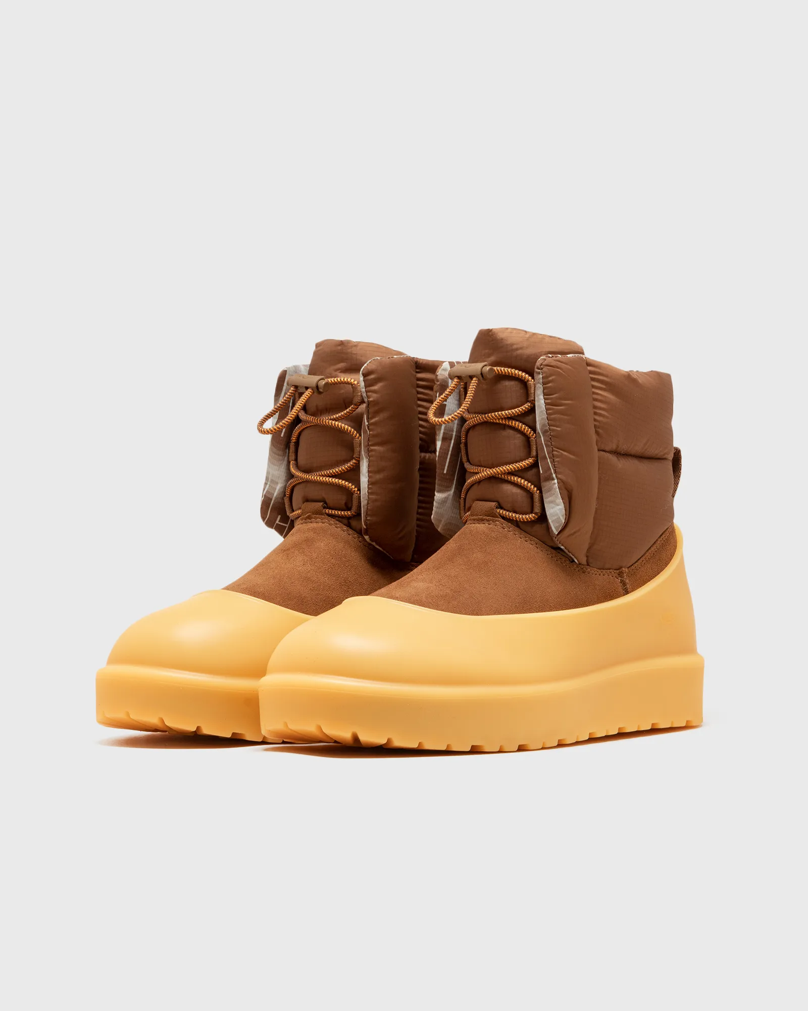 UGG WMNS CLASSIC MAXI TOGGLE