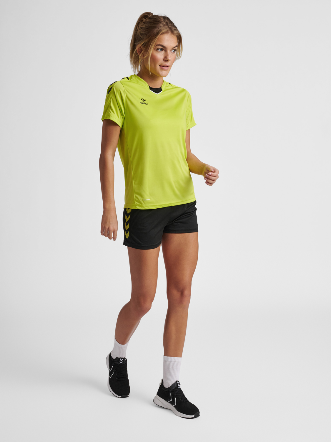 hmlCORE XK POLY SHORTS WOMAN