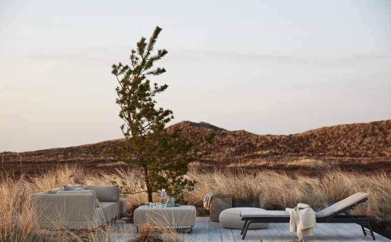 Bolia Orlando O2 poef outdoor large Brezza zand