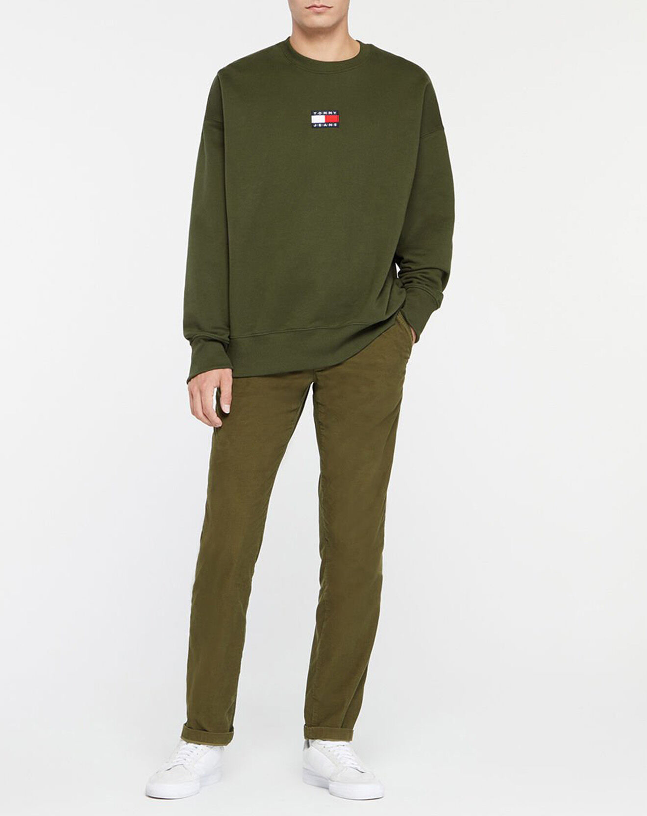 Tommy Jeans Sweat 100% Coton Bio Tjm Tommy Badge Crew kaki