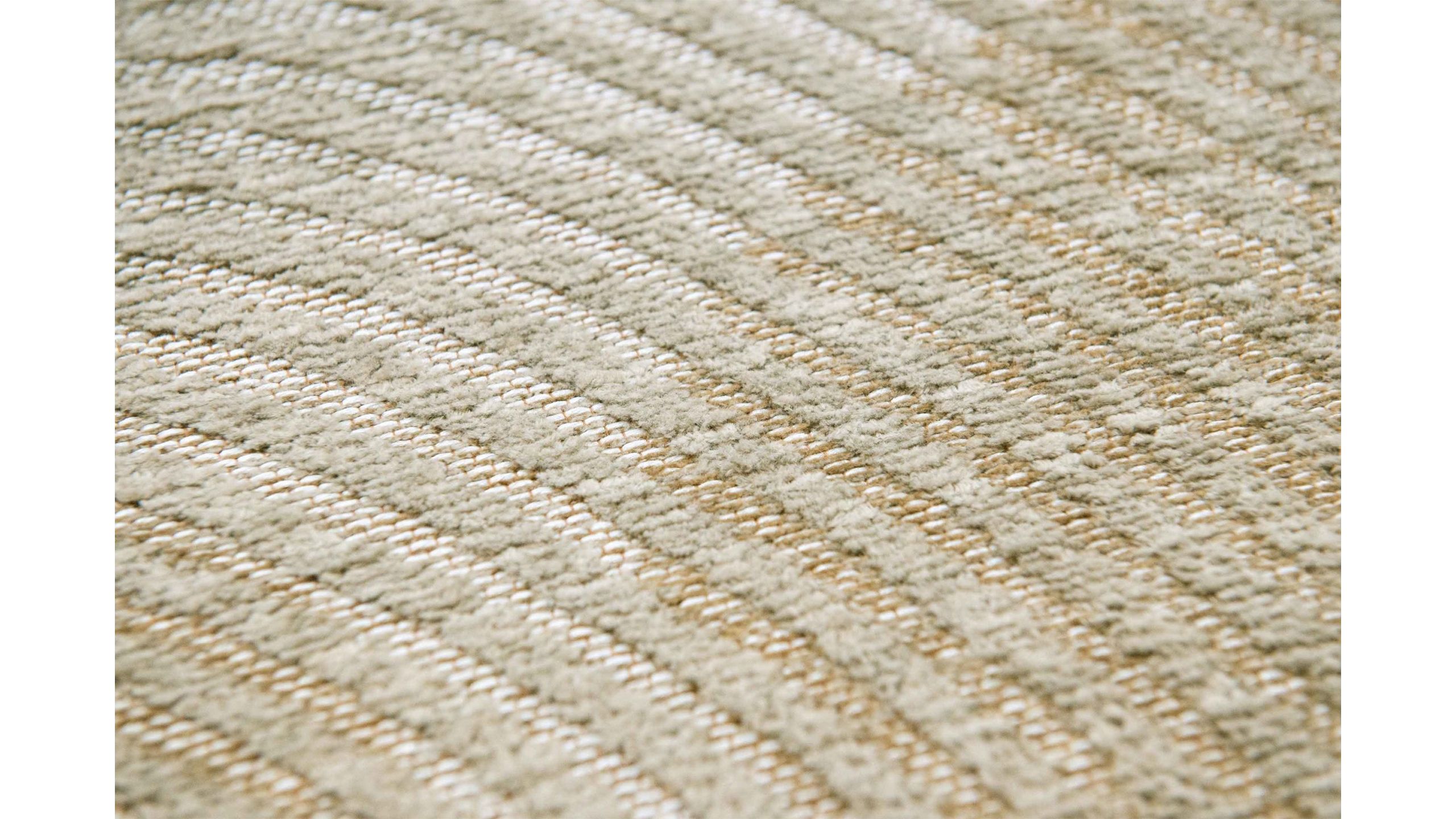 Vloerkleed Shell Beige 9229 Coral  | Louis de Poortere