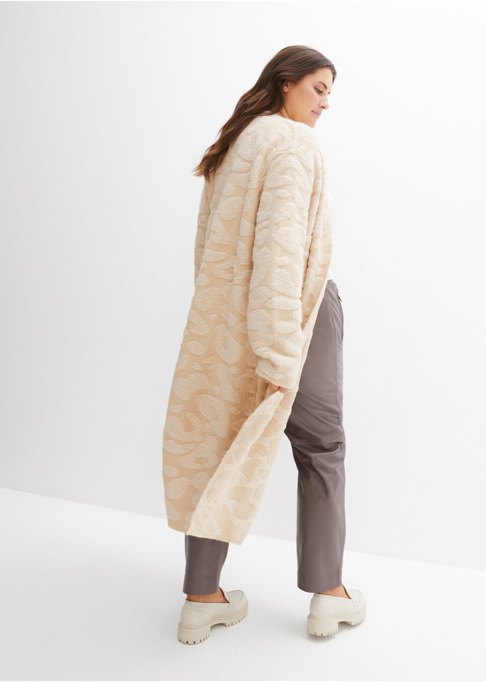 Manteau en maille avec teneur en laine