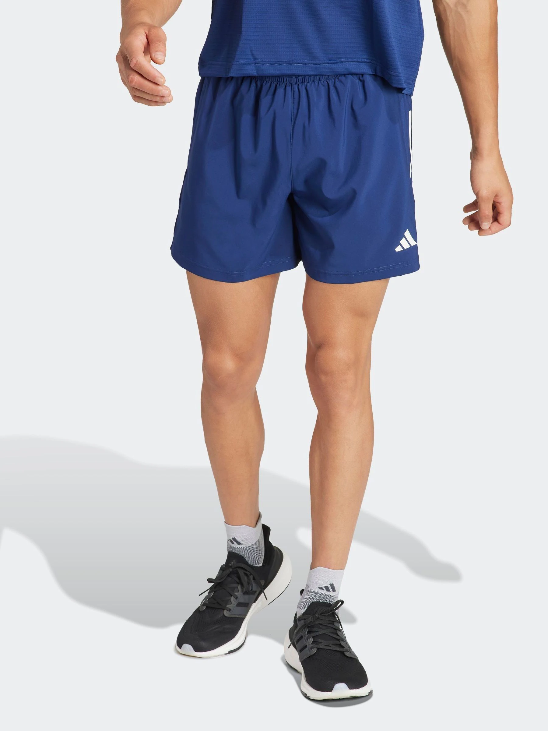 Donkerblauw - adidas Own The Run short