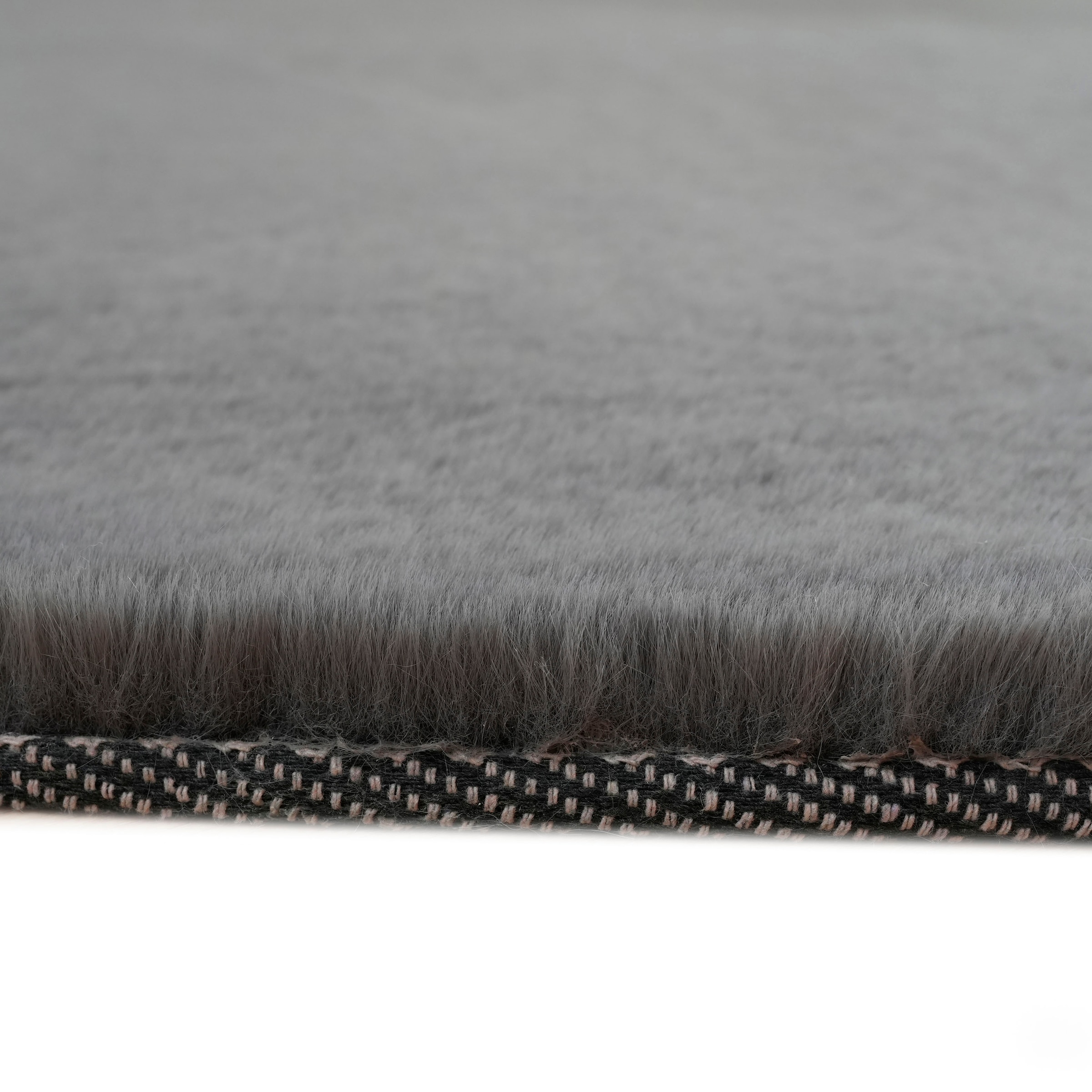 Bruno Banani Hochflor-Teppich »Rabbit 2 Bean, Kunstfell Teppich, Modern, besondere Form« U-förmig 25 mm Höhe Kaninchenfell-Haptik, Microfaser, Wohnzimmer, Schlafzimmer, Esszimmer
